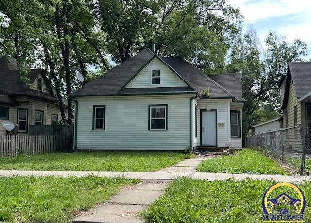 Property at 1312 SW Lincoln St, Topeka, KS 66604, 2 beds, 1 bath