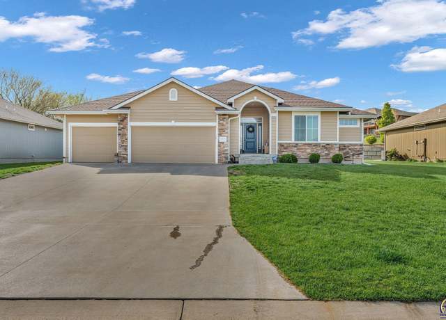 Property at 5818 SW 55th St, Topeka, KS 66610, 5 beds, 3 baths