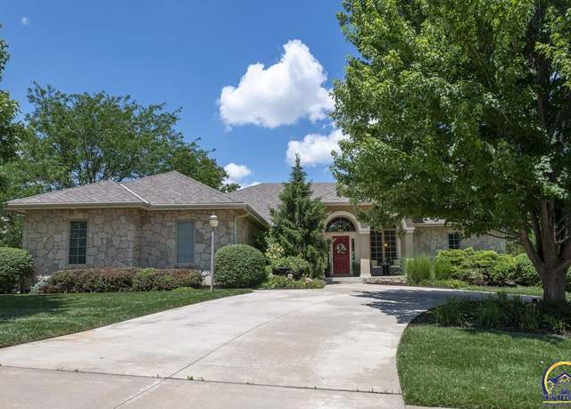 Property at 5326 SW 40th Ter, Topeka, KS 66610, 4 beds, 3.5 baths