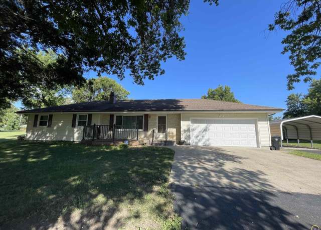 Property at 5850 SW 58th St, Topeka, KS 66619, 3 beds, 1.5 baths
