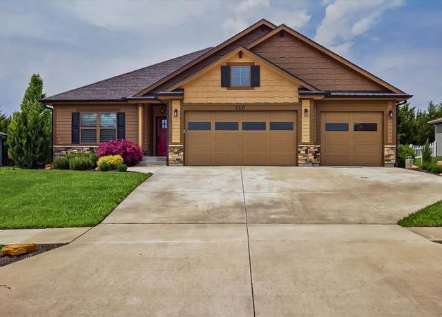 Property at 2533 SE Scorpio Ave, Topeka, KS 66605, 4 beds, 3 baths