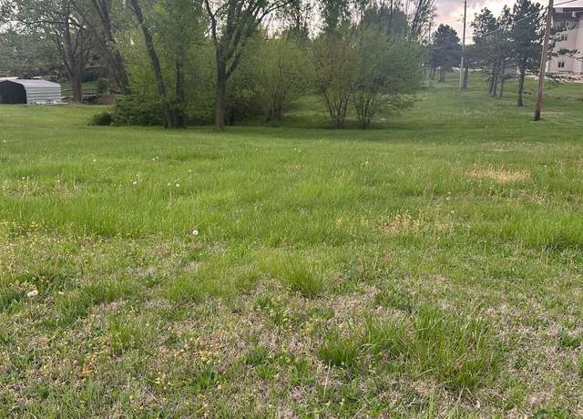 Property at 2425 W 24th Ave, Emporia, KS 66801