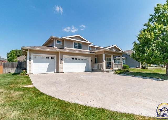 Property at 7628 SW 28th Ter, Topeka, KS 66614, 5 beds, 3.5 baths
