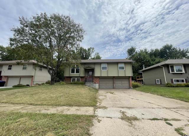 Property at 4216 SE Virginia Ct, Topeka, KS 66609, 3 beds, 2 baths
