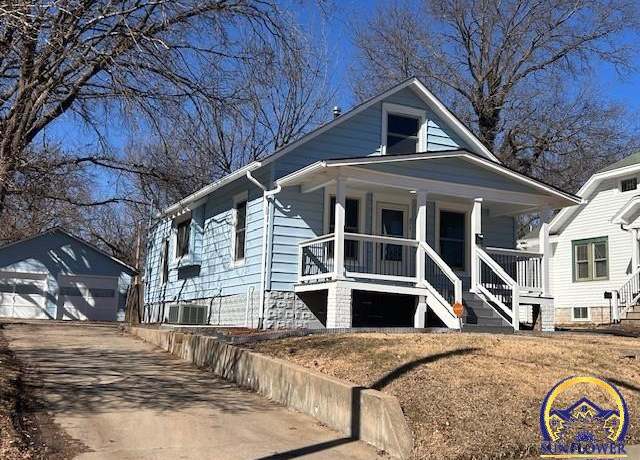 Property at 835 SW Warren Ave, Topeka, KS 66606, 3 beds, 1.5 baths