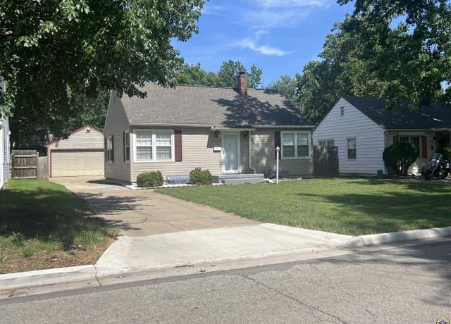Property at 1932 SW Randolph Ave, Topeka, KS 66604, 2 beds, 2 baths
