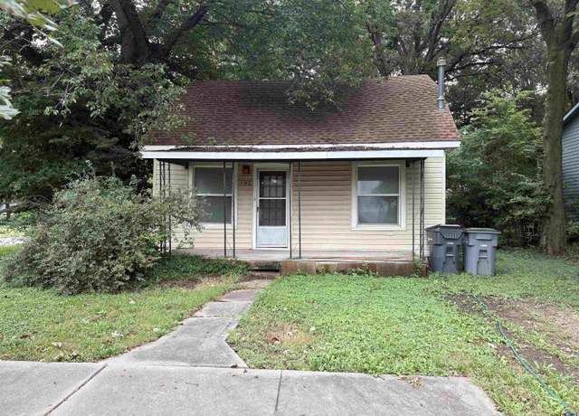 Property at 102 S Neosho St, Emporia, KS 66801, 2 beds, 1 bath