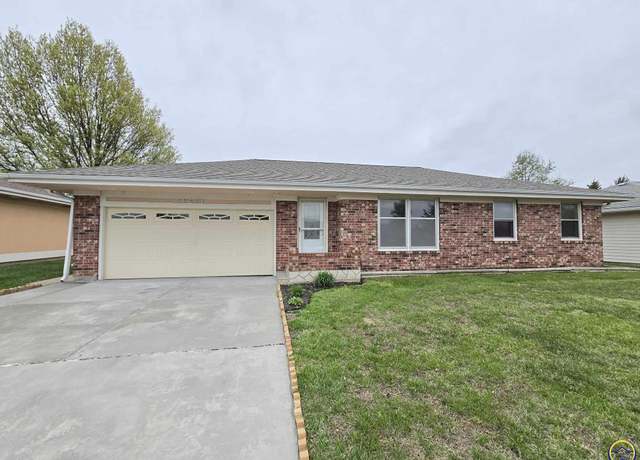 Property at 1617 SE 38th Ter, Topeka, KS 66609, 4 beds, 3 baths