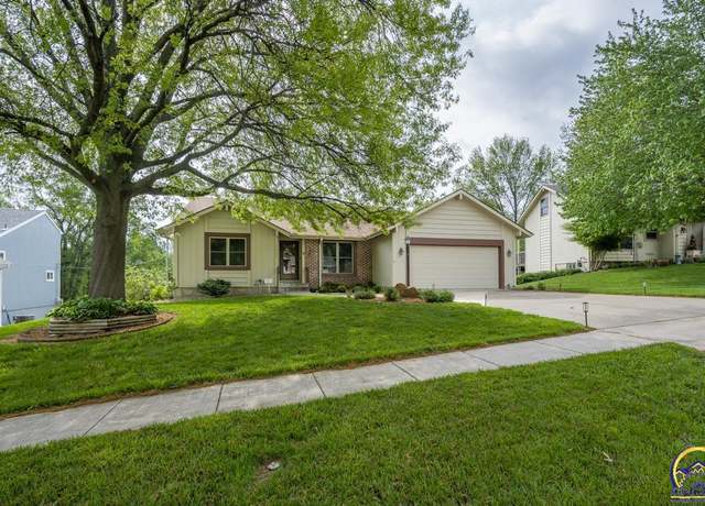Property at 3769 SW Deer Trail Dr, Topeka, KS 66610, 3 beds, 3 baths