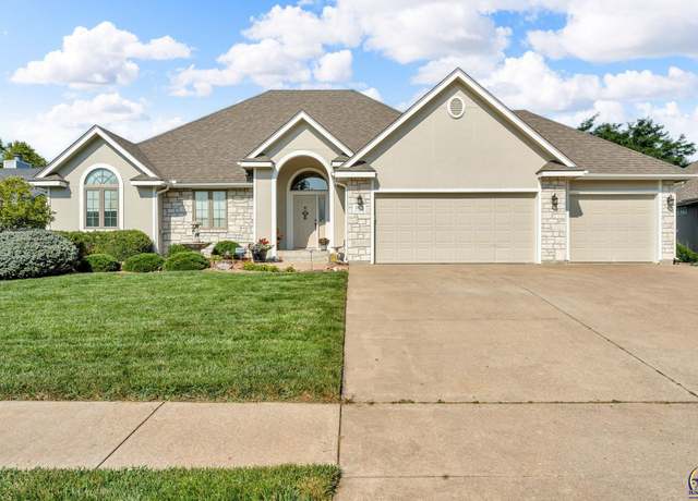 Property at 2839 SW Santa Fe Dr, Topeka, KS 66614, 5 beds, 3 baths