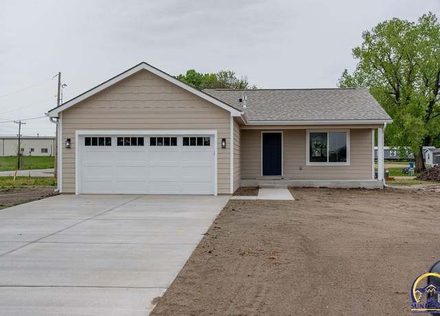Property at 1928 NW Vail Ct, Topeka, KS 66608, 5 beds, 3 baths