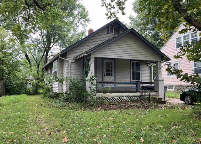 Property at 507 Elm St, Emporia, KS 66801, 3 beds, 1 bath