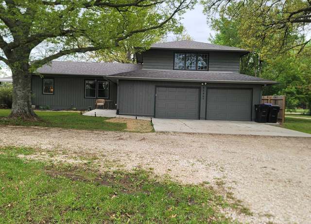 Property at 8549 SW 53rd St, Topeka, KS 66610, 4 beds, 2 baths