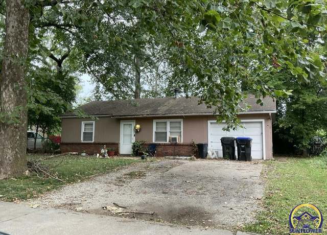 Property at 3345 SE Girard St, Topeka, KS 66605, 3 beds, 1 bath