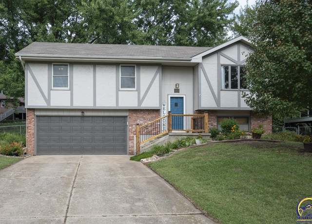 Property at 3609 SW Woodvalley Pl, Topeka, KS 66614, 3 beds, 2.5 baths