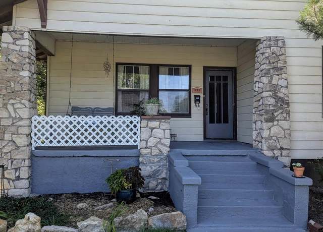 Property at 123 N 4th St, Osage City, KS 66523, 3 beds, 2 baths