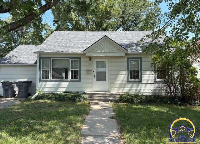Property at 616 Sherman St, Emporia, KS 66801, 2 beds, 1 bath
