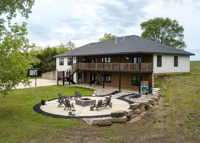 Property at 13130 K-4 Hwy, Valley Falls, KS 66088, 7 beds, 3.5 baths