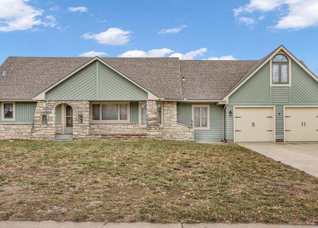 Property at 424 Aquarius St, Silver Lake, KS 66539, 3 beds, 3.5 baths
