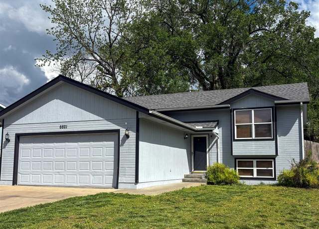 Property at 6821 SW 17th St, Topeka, KS 66615, 3 beds, 2 baths