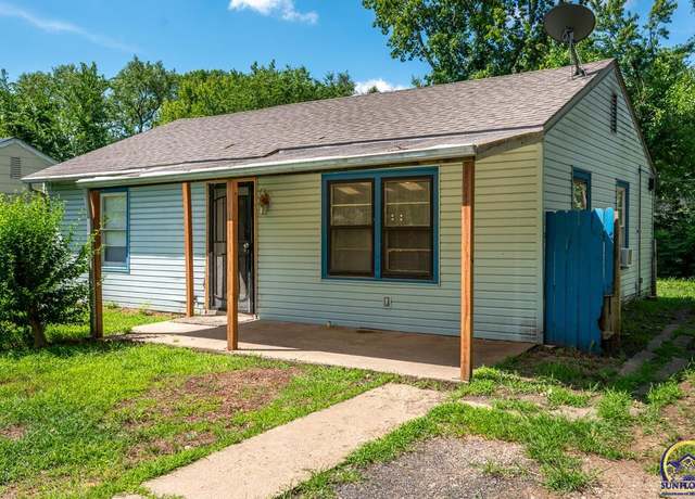 Property at 3505 SE Girard St, Topeka, KS 66605, 2 beds, 1 bath