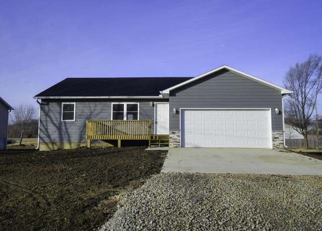 Property at 211 S Elm St, Lebo, KS 66856, 3 beds, 2 baths