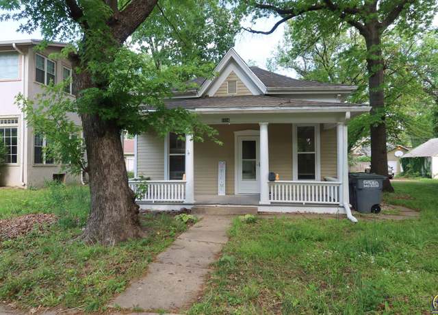 Property at 1014 State St, Emporia, KS 66801, 2 beds, 1 bath