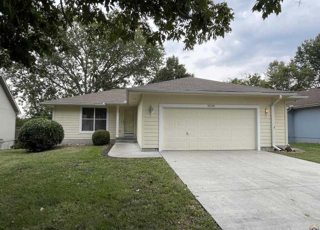 Property at 3536 SW Kent Ct, Topeka, KS 66614, 3 beds, 2.5 baths