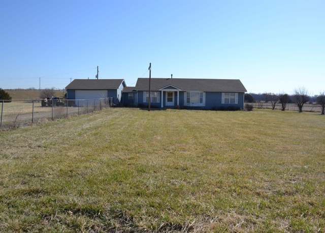 Property at 14942 S Topeka Ave, Carbondale, KS 66414, 2 beds, 2 baths