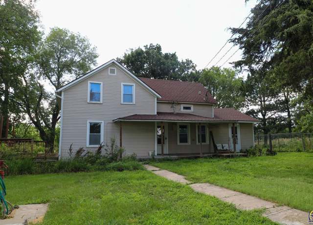 Property at 260 Road 175, Emporia, KS 66801, 3 beds, 1 bath