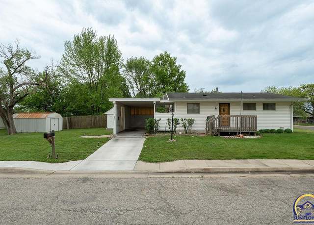 Property at 7122 SW Lario Ln, Topeka, KS 66619, 2 beds, 1 bath
