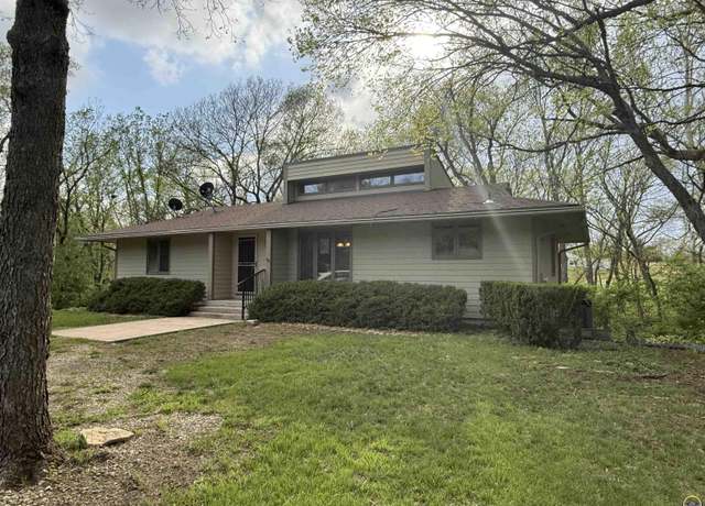 Property at 9445 Deer Trail Rd, Hoyt, KS 66440, 2 beds, 2 baths