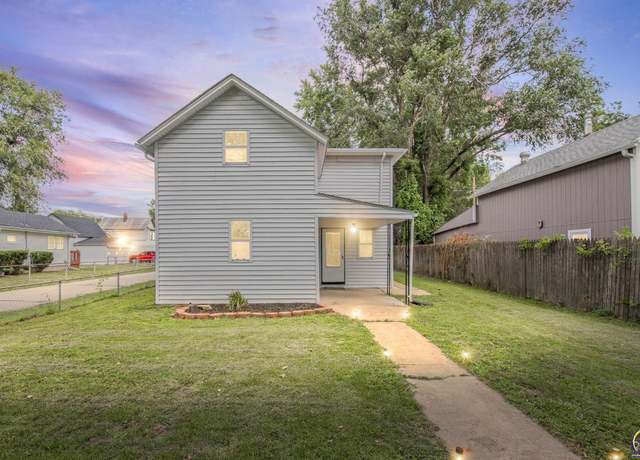 Property at 1934 NW Polk St, Topeka, KS 66608, 3 beds, 2 baths
