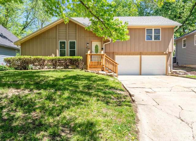 Property at 3732 SW Twilight Dr, Topeka, KS 66614, 4 beds, 2 baths