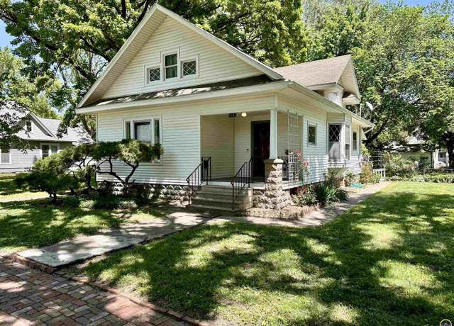 Property at 618 NE Twiss Ave, Topeka, KS 66608, 2 beds, 1 bath