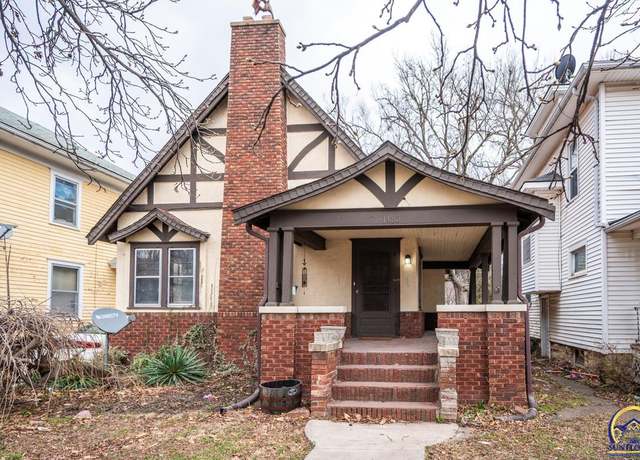 Property at 1182 SW Garfield Ave, Topeka, KS 66604, 3 beds, 1 bath