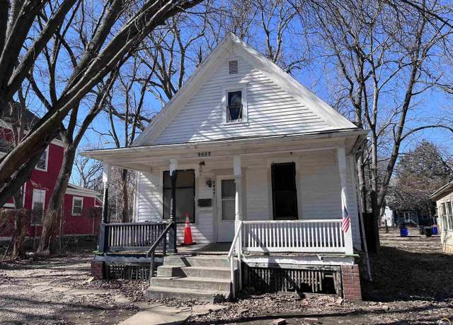 Property at 2027 SW Clay Ave, Topeka, KS 66604, 2 beds, 1 bath