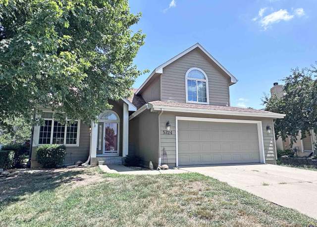 Property at 5724 SW Westport Cir, Topeka, KS 66614, 3 beds, 2 baths