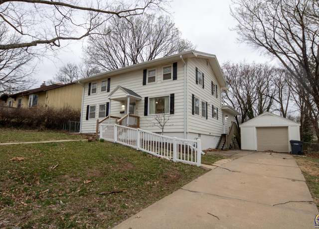 Property at 1729 W Wilman Ct, Emporia, KS 66801, 4 beds, 2 baths