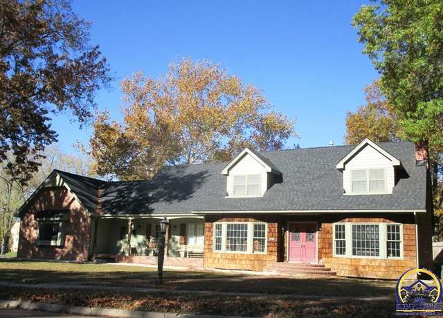 Property at 3045 SW Plass Ave, Topeka, KS 66611, 4 beds, 3 baths