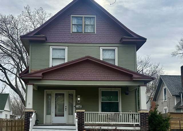 Property at 326 SW Quinton Ave, Topeka, KS 66606, 4 beds, 1 bath