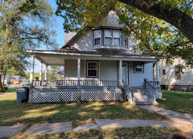 Property at 501 Rural St, Emporia, KS 66801, 3 beds, 2.5 baths