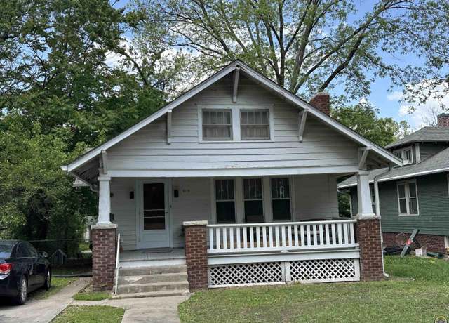 Property at 919 SW Lindenwood Ave, Topeka, KS 66610, 2 beds, 1 bath