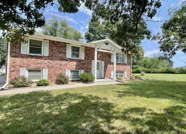 Property at 5630 NW Brickyard Rd, Topeka, KS 66618, 3 beds, 2 baths