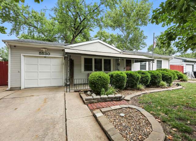 Property at 5530 SW Avalon Ln, Topeka, KS 66604, 3 beds, 1.5 baths