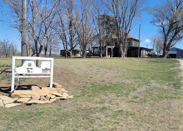 Property at 12422 Meriden Rd, Meriden, KS 66512, 3 beds, 2 baths