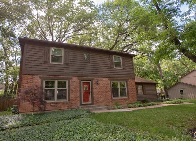 Property at 3457 SW Birchwood Dr, Topeka, KS 66614, 4 beds, 2.5 baths