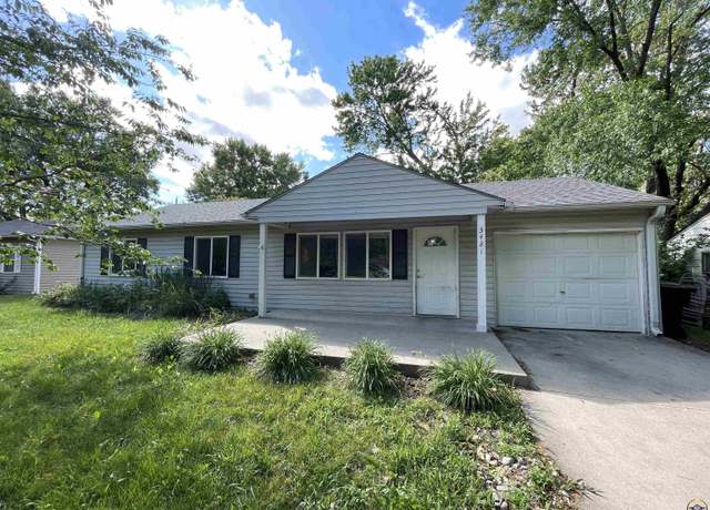 Property at 3481 SW Clare Ave, Topeka, KS 66611, 3 beds, 1 bath