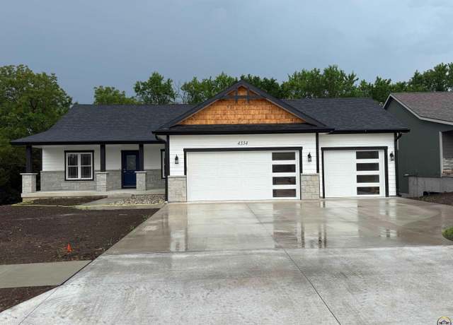 Property at 4334 SW Lakeside Dr, Topeka, KS 66610, 4 beds, 3 baths