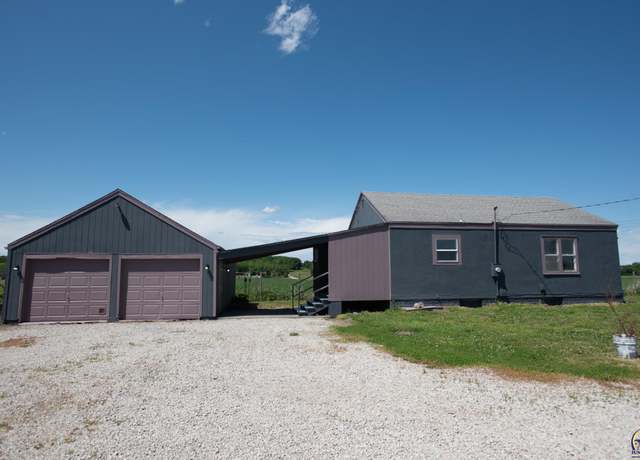 Property at 2381 Barton Rd, Grantville, KS 66429, 2 beds, 1 bath